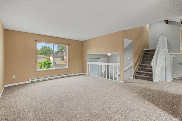 1032 S Ventura Way, Aurora, CO 80017