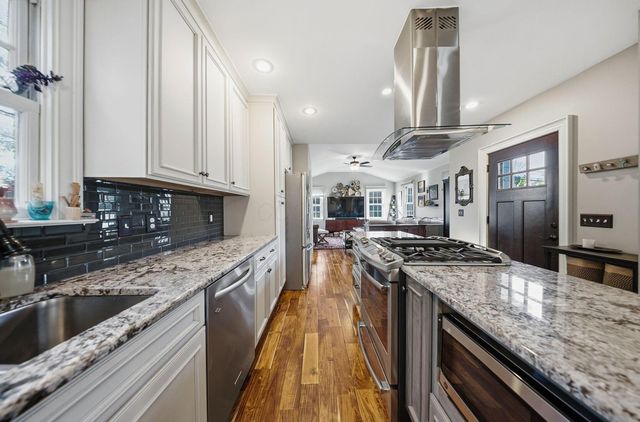 125 S Stanwood Road, Columbus, OH 43209