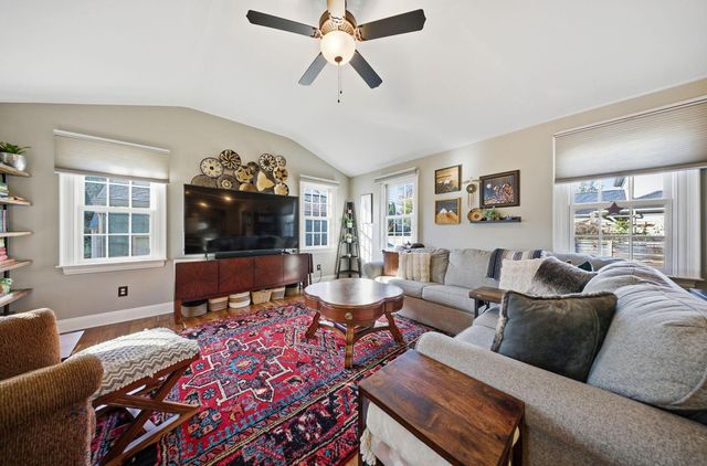 125 S Stanwood Road, Columbus, OH 43209