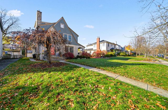 125 S Stanwood Road, Columbus, OH 43209