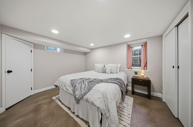 125 S Stanwood Road, Columbus, OH 43209