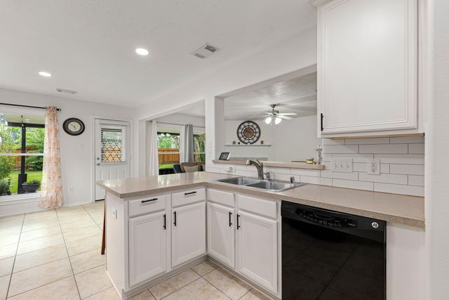 6810 Topsfield Point Drive, Humble, TX 77346
