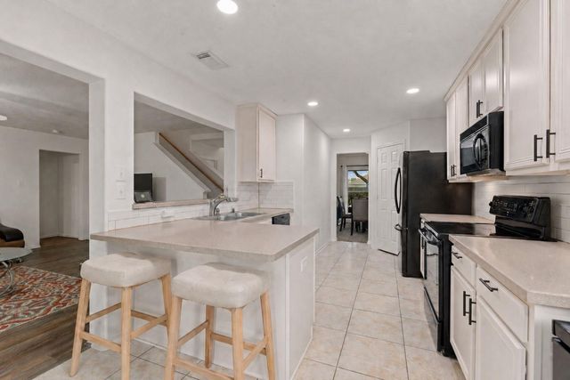 6810 Topsfield Point Drive, Humble, TX 77346