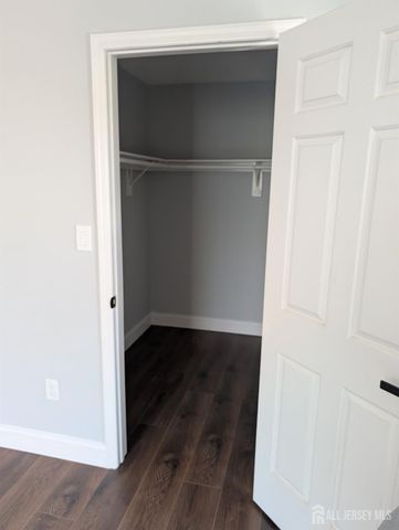 1008 Hidden Village Drive, Perth Amboy, NJ 08861