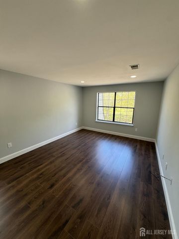 1008 Hidden Village Drive, Perth Amboy, NJ 08861