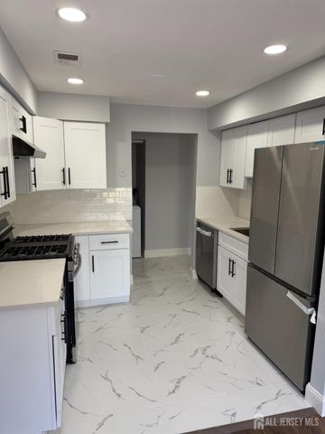 1008 Hidden Village Drive, Perth Amboy, NJ 08861