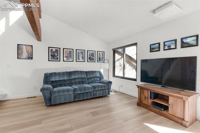 4529 Castlepoint Drive, Colorado Springs, CO 80917