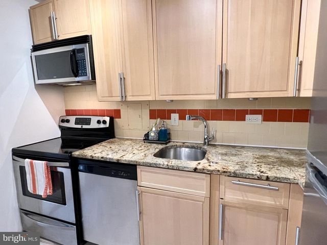 1311 DELAWARE AVE SW #S-231, Washington, DC 20024