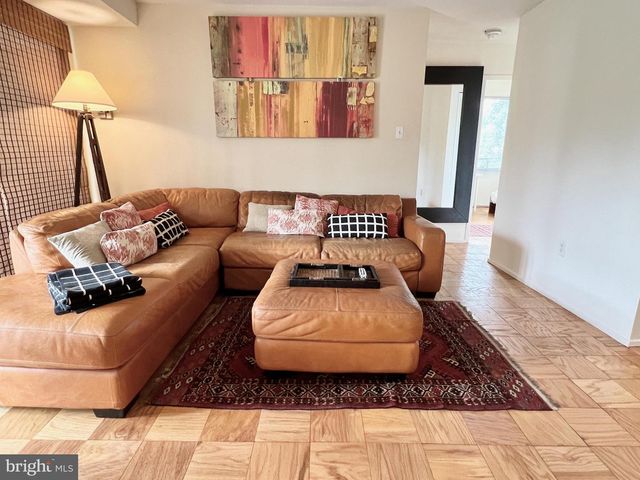 1311 DELAWARE AVE SW #S-231, Washington, DC 20024