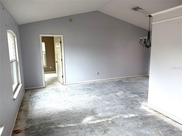 3208 KINGS RIDGE TERRACE, Deltona, FL 32725