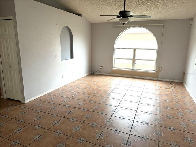 3208 KINGS RIDGE TERRACE, Deltona, FL 32725