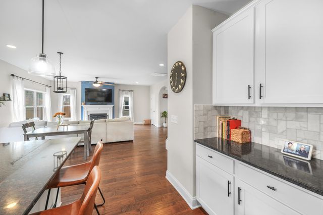 1120 Marys Pl, Lebanon, TN 37090