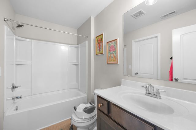 1120 Marys Pl, Lebanon, TN 37090