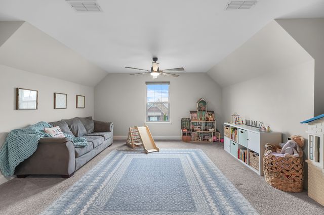 1120 Marys Pl, Lebanon, TN 37090