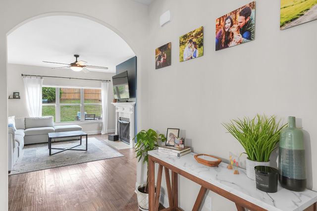 1120 Marys Pl, Lebanon, TN 37090