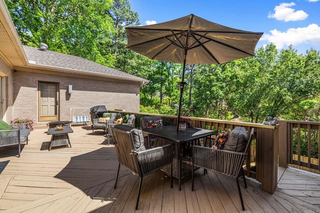 188 Valley Club Circle, Little Rock, AR 72212