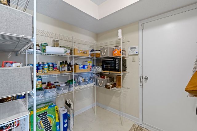 7435 Bluebird Court, Indianapolis, IN 46254