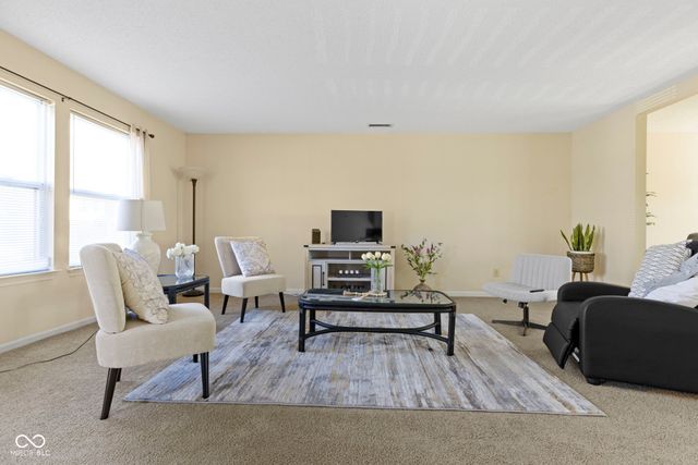 7435 Bluebird Court, Indianapolis, IN 46254