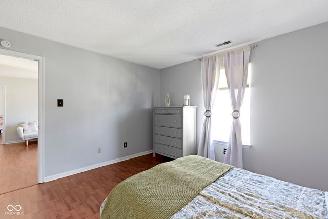 7435 Bluebird Court, Indianapolis, IN 46254