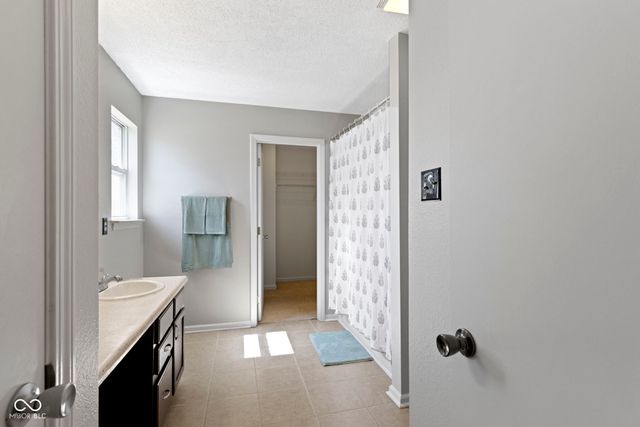 7435 Bluebird Court, Indianapolis, IN 46254