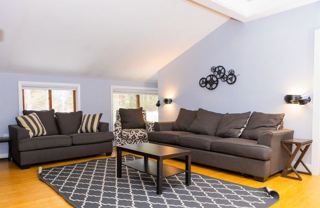 18 Treeline Road, Thornton, NH 03285