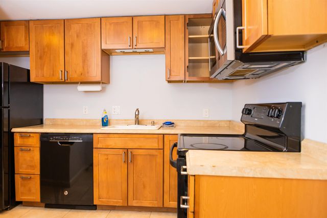 18 Treeline Road, Thornton, NH 03285