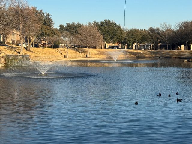 28 Clear Pond Drive, Frisco, TX 75034