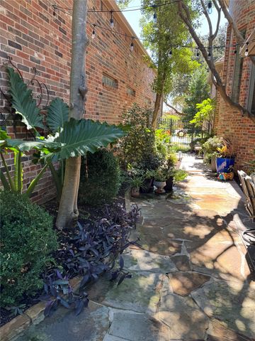 28 Clear Pond Drive, Frisco, TX 75034