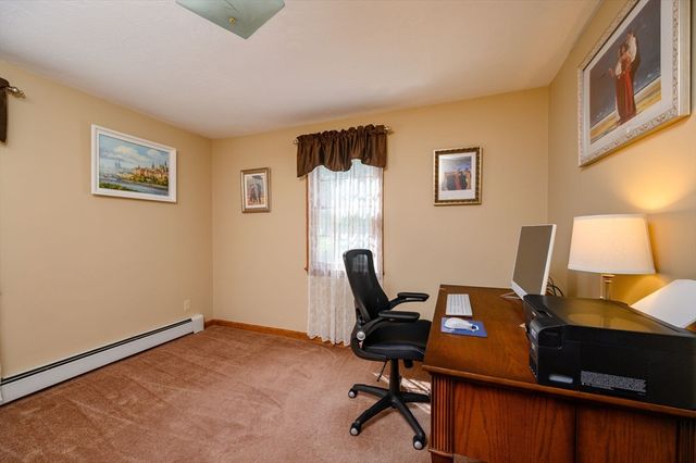 67 Higgins Rd, Kingston, MA 02364