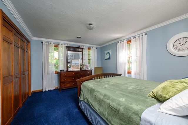 67 Higgins Rd, Kingston, MA 02364