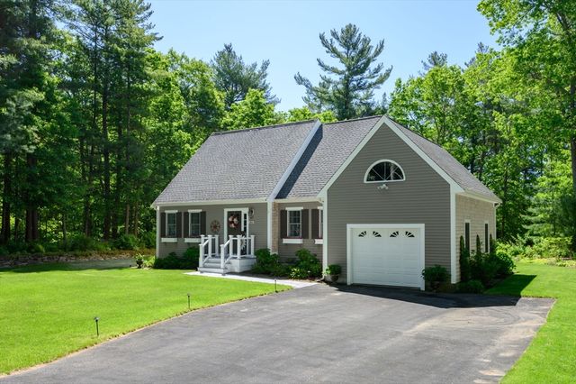 67 Higgins Rd, Kingston, MA 02364