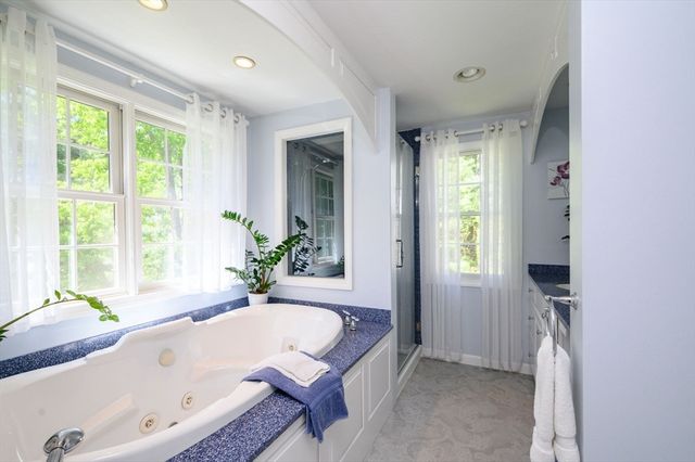 67 Higgins Rd, Kingston, MA 02364