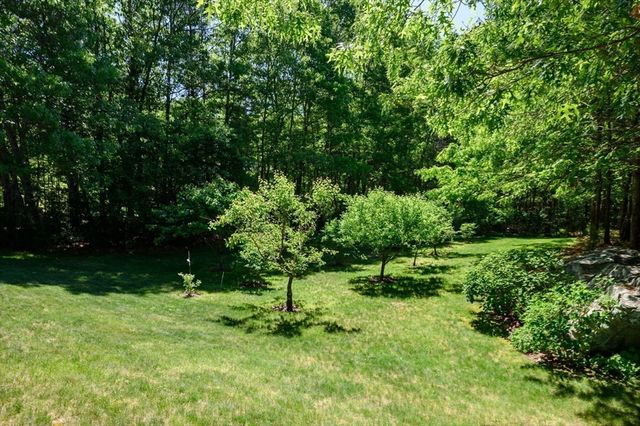 67 Higgins Rd, Kingston, MA 02364