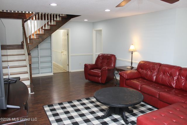 220 Flushing Cove, Hernando, MS 38632