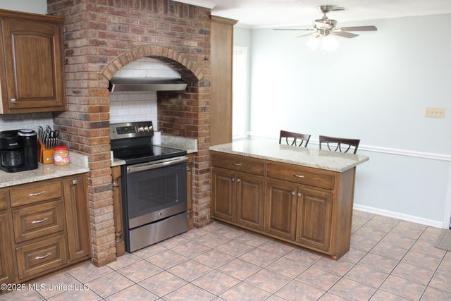 220 Flushing Cove, Hernando, MS 38632