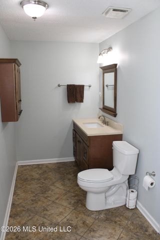 220 Flushing Cove, Hernando, MS 38632