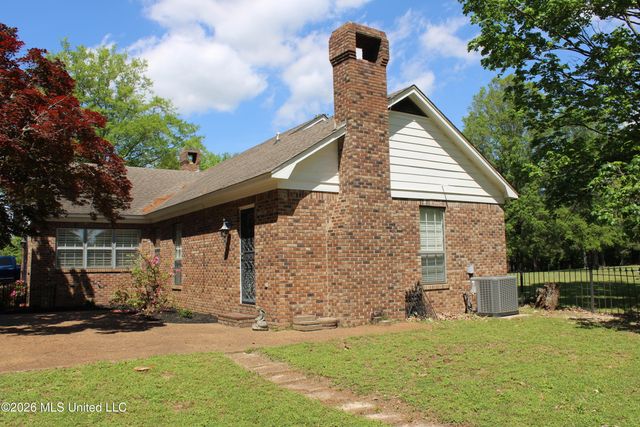 220 Flushing Cove, Hernando, MS 38632