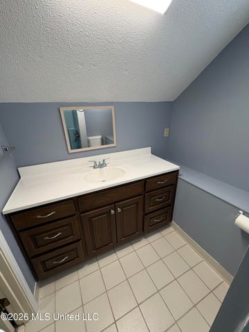 220 Flushing Cove, Hernando, MS 38632