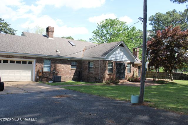 220 Flushing Cove, Hernando, MS 38632