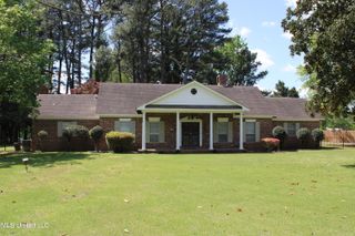 220 Flushing Cove, Hernando, MS 38632