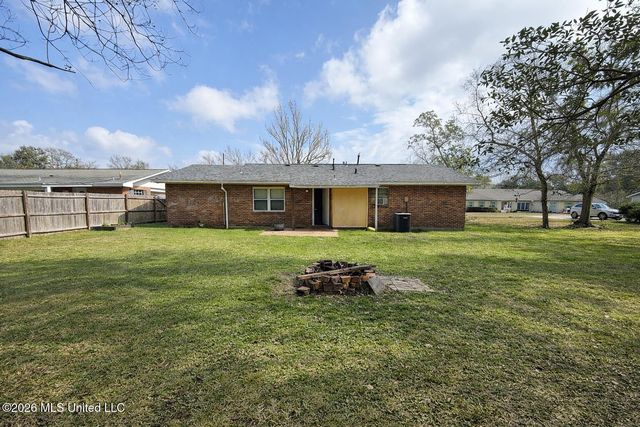 1601 Lewis Avenue, Gulfport, MS 39501