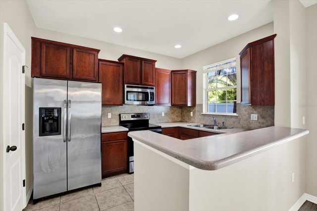 8810 MOONLIT MEADOWS LOOP, Riverview, FL 33578