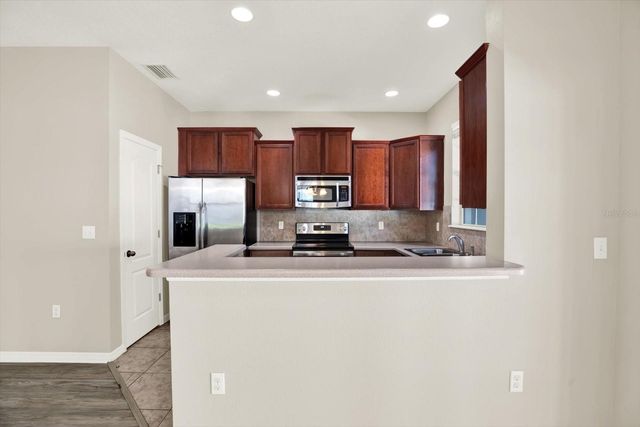 8810 MOONLIT MEADOWS LOOP, Riverview, FL 33578