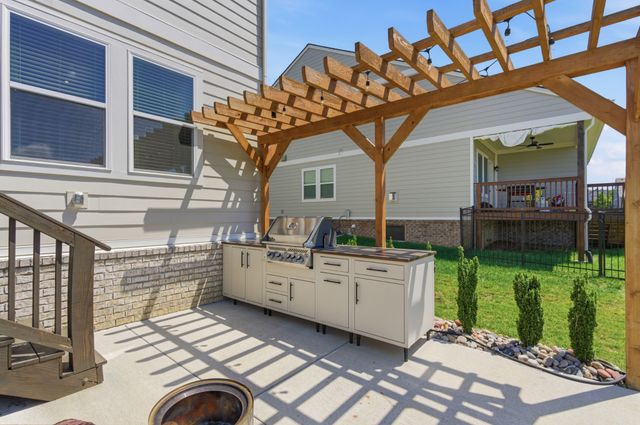 829 Ashton Park Way, Mount Juliet, TN 37122