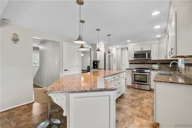 95 Klein Road, Amherst, NY 14221