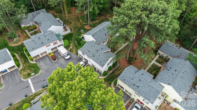 8521 Castle Pine Court, Charlotte, NC 28226