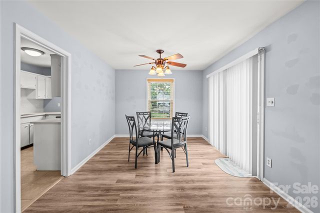 8521 Castle Pine Court, Charlotte, NC 28226