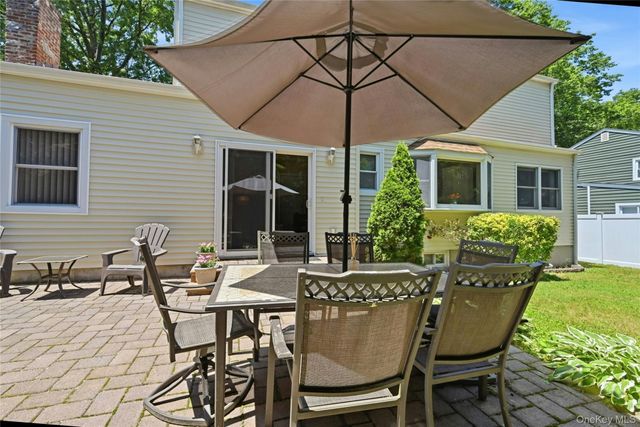 19 Stimson Place, Huntington, NY 11743