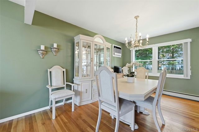 19 Stimson Place, Huntington, NY 11743