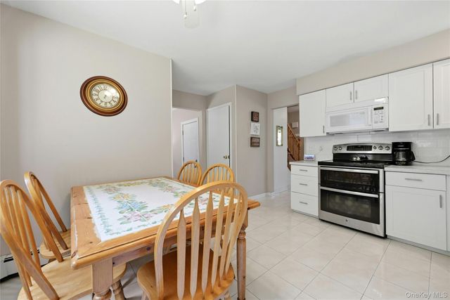 19 Stimson Place, Huntington, NY 11743